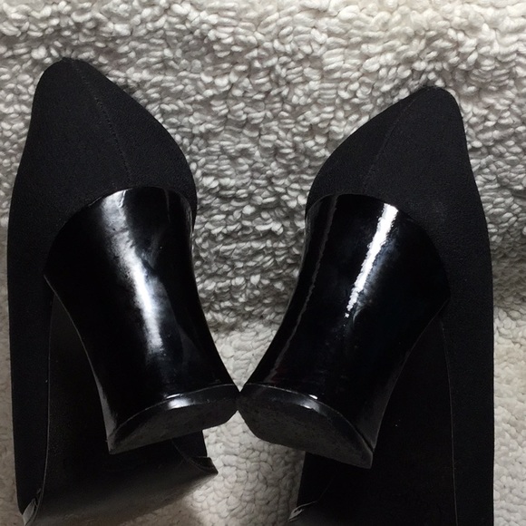 Pappagallo Faille Fabric & Patent Leather Pump - Picture 6 of 7